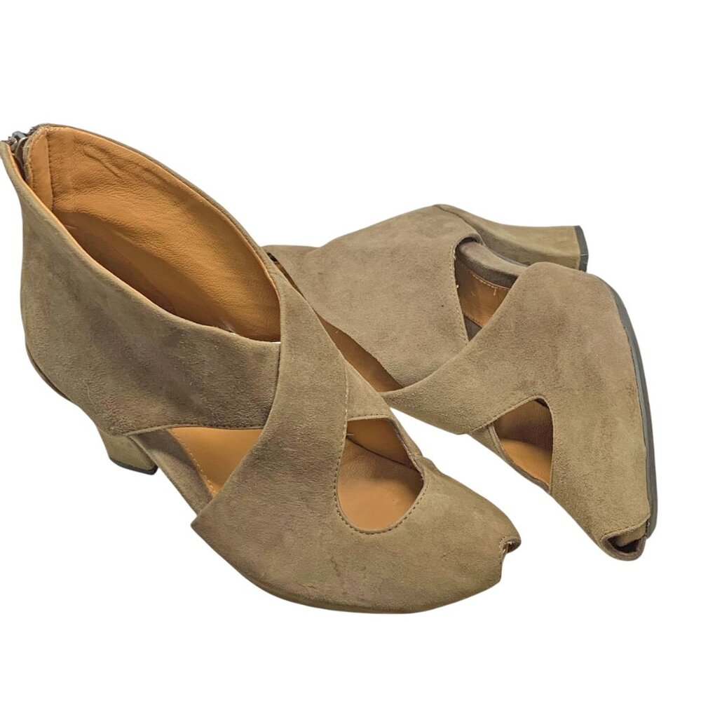 Earthies Syriana Taupe Suede‎ Criss Cross Straps Peep Toe Rear Zip Heels